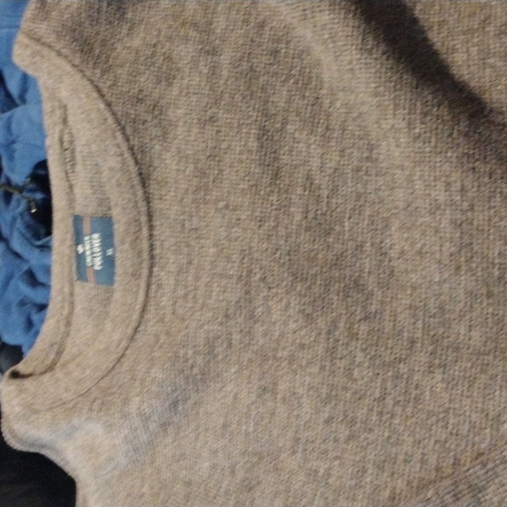 Brown men's crew neck pullover size XL